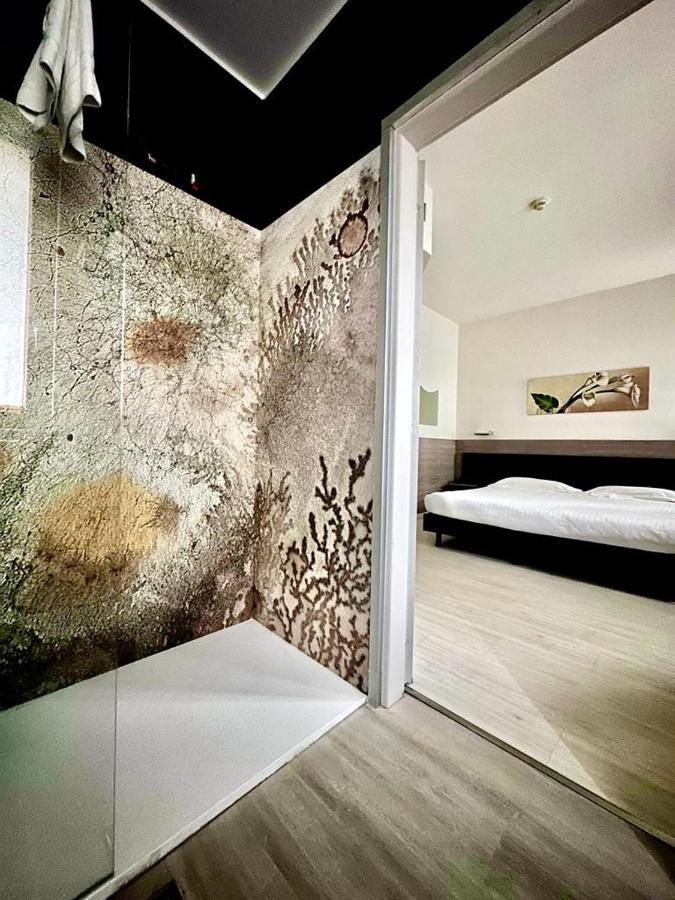 Continental Urban Art Hotel Zola Predosa Exterior photo