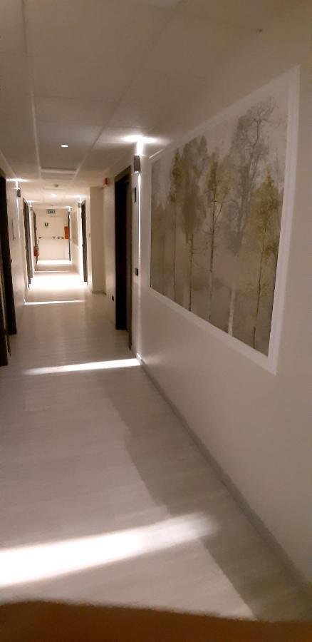 Continental Urban Art Hotel Zola Predosa Exterior photo